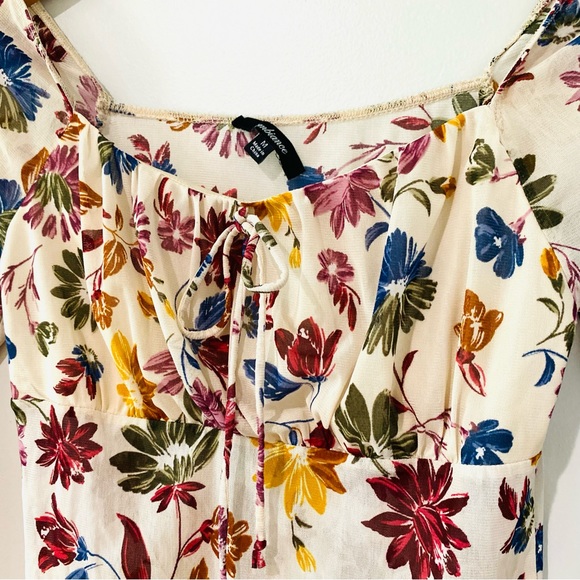 Ambiance Crop Top Medium - Picture 3 of 6